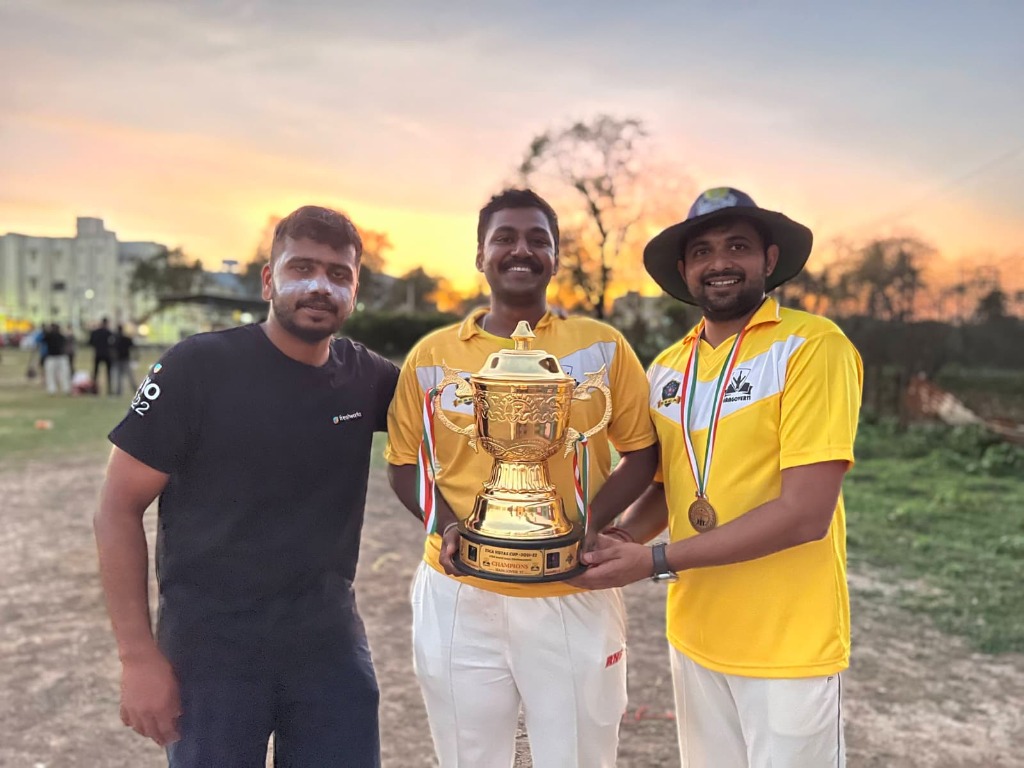Cricket Trophy with Team